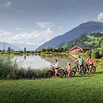 H21 - Modernes 145qm, 4sz, Wellnessbereich Mit Sauna Und Dachterrasse Mit Panoramablick, Kuehlen Und Heizen Mit Geothermie Casa vacanze *