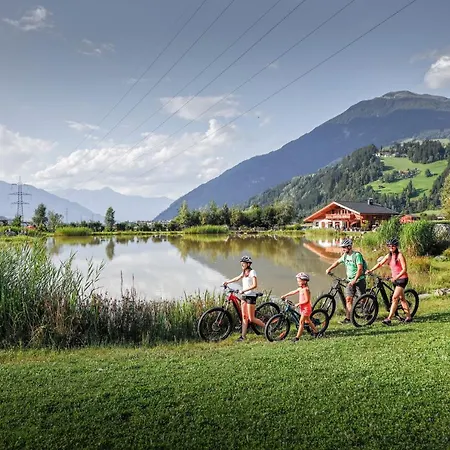 H21 - Modernes 145qm, 4sz, Wellnessbereich Mit Sauna Und Dachterrasse Mit Panoramablick, Kuehlen Und Heizen Mit Geothermie Vakantiehuis *